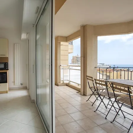 Ferienhaus In The Center Of With Terrace