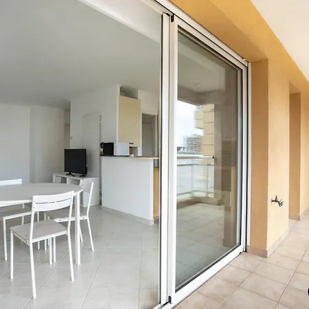 In The Center Of With Terrace Ferienhaus Beausoleil